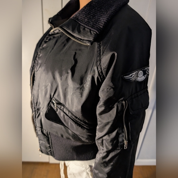Dittos Women's Cropped Ribbed Fitted Black Bomber Jacket Size XL - Picture 2 of 8